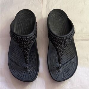 Sz 9 Crocs Black Studded Sandals